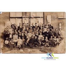 Kindsheid processie Herwen Coll. A.ter Voert-Jansen F00000881